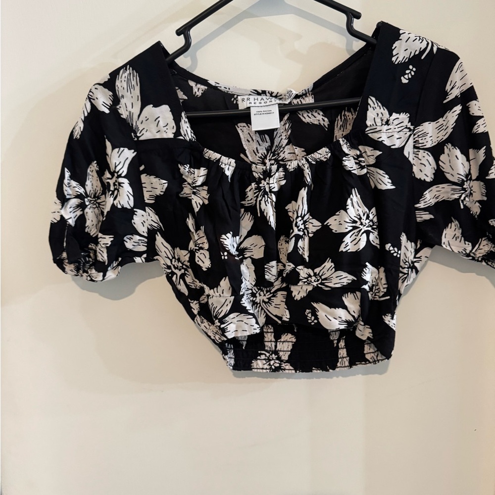 Black and White Floral Women's Top